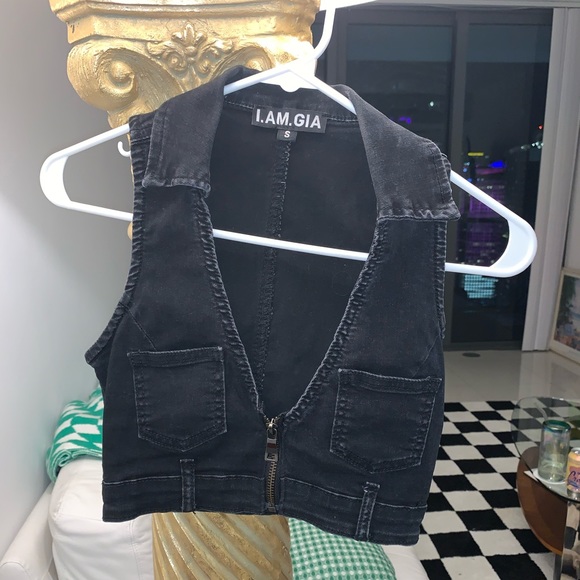 Iamgia Brit top